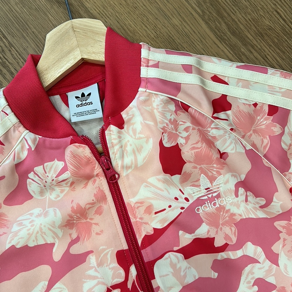 BNWOT Adidas zip up Size 11-12 years old - Picture 2 of 9